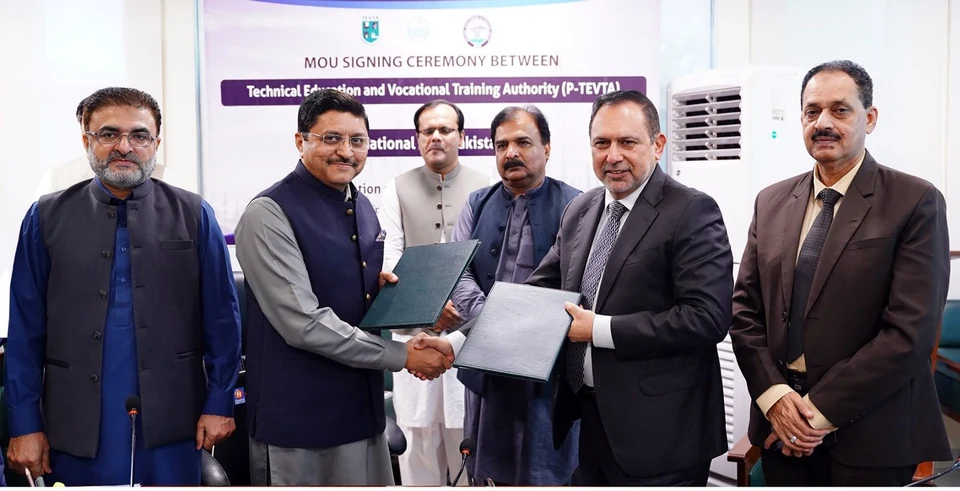 National Grid-Pakistan and TEVTA Punjab representatives at the MoU signing ceremony